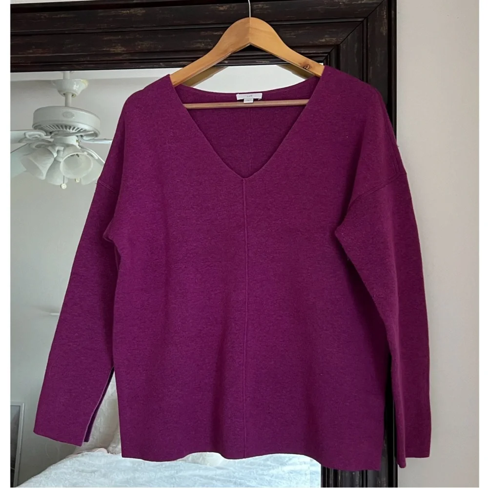 J. Jill Women's V-Neck Majestic Pink Saphire Sweater Sz M Excellent Condition - Picture 2 of 7